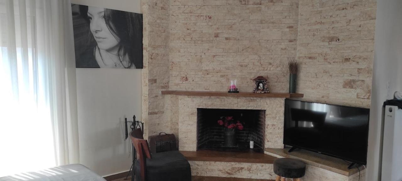 Ferienwohnung Persefoni 's hause 1 Nea Kallikrateia Exterior foto